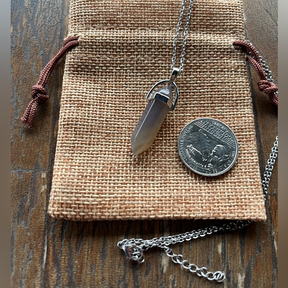 Grey Agate Point Necklace Grey Agate Pendant Crystal Point Necklace - Picture 2 of 3